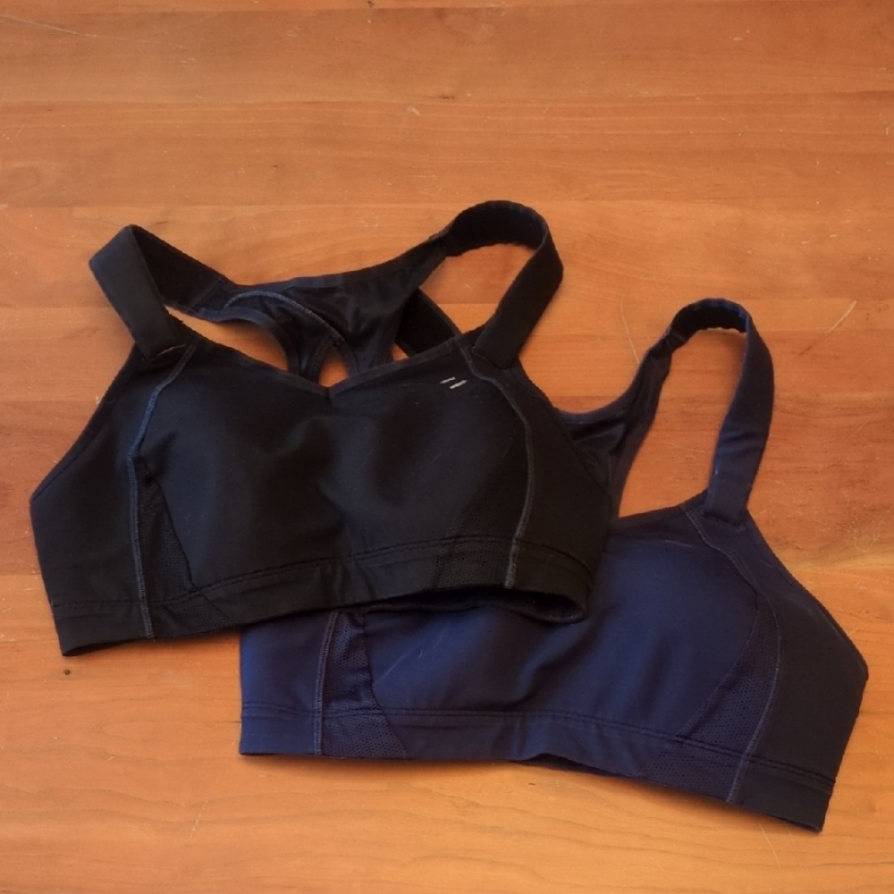 Bundle of 2 Brooks / Moving Comfort Juno 36D Sports Bras